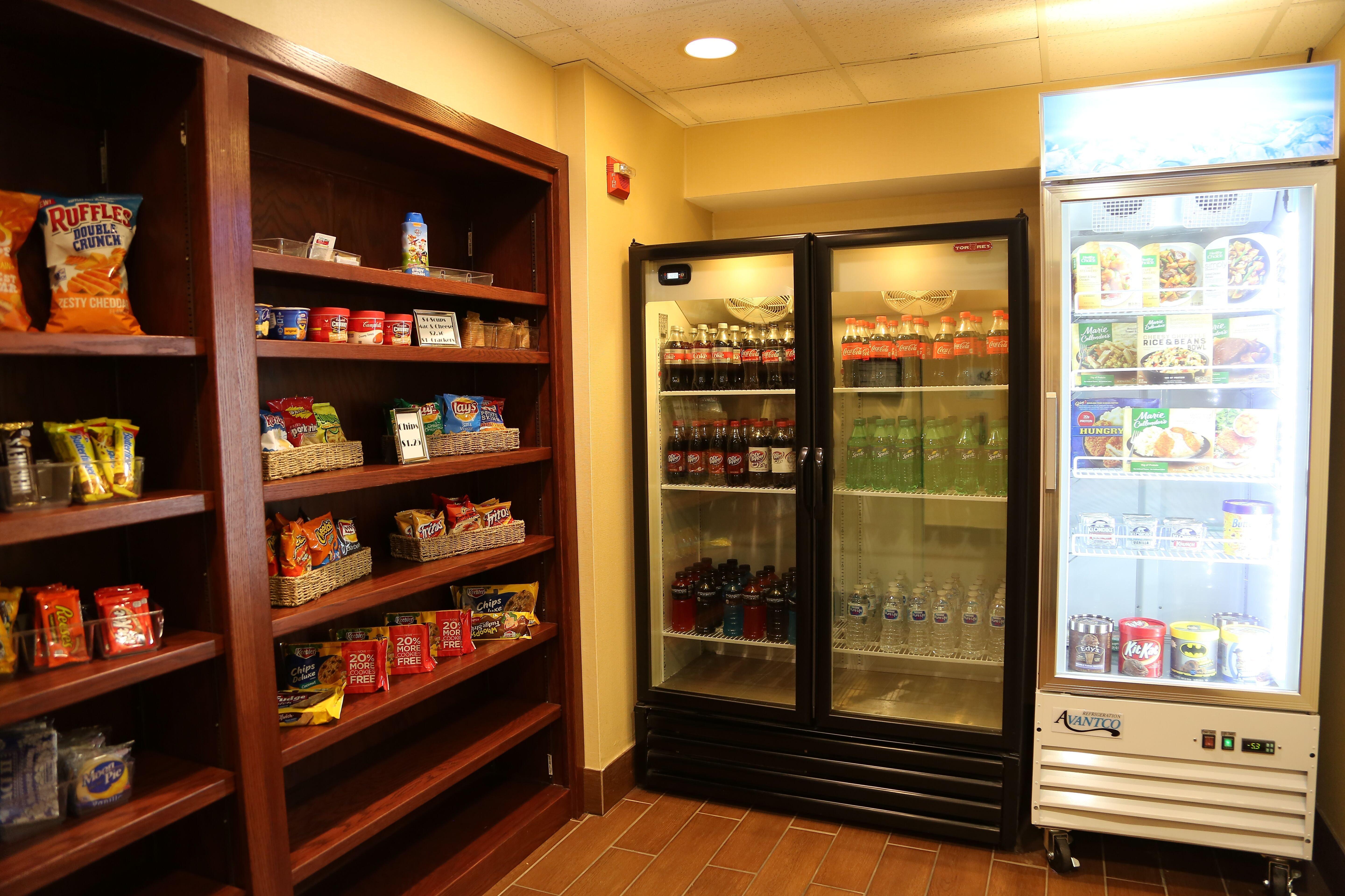 Holiday Inn Express Hotel & Suites Cleveland - Ms By Ihg Экстерьер фото