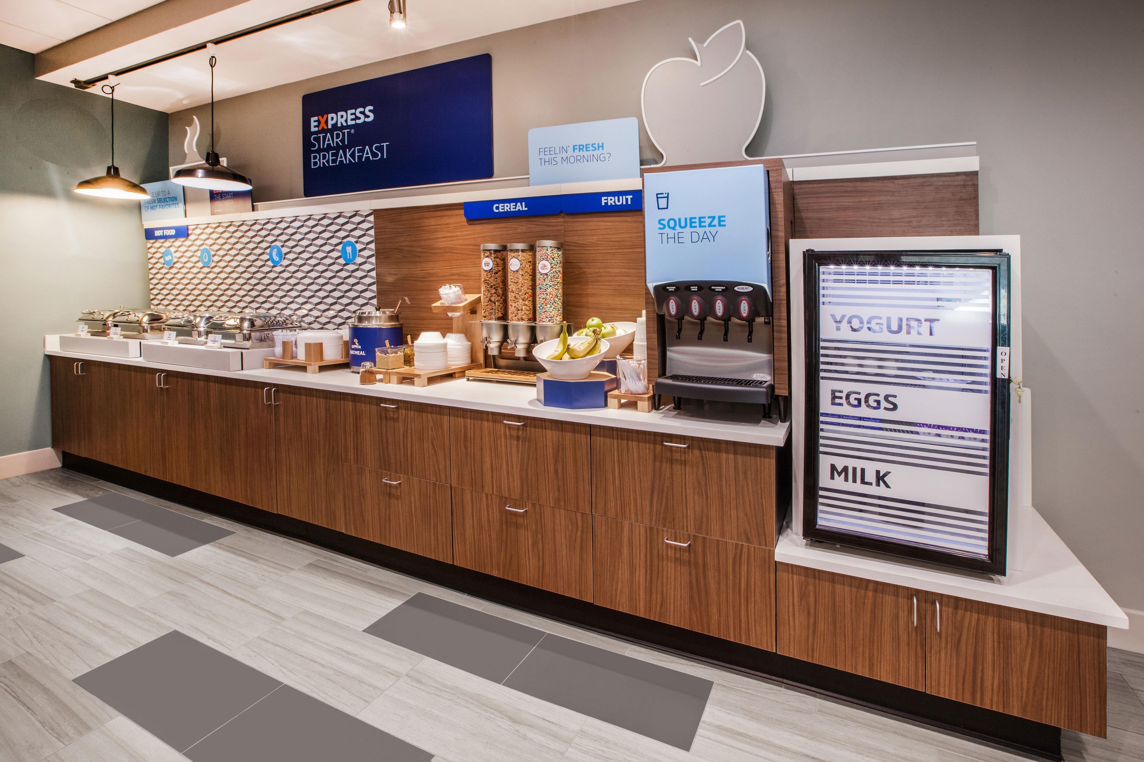 Holiday Inn Express Hotel & Suites Cleveland - Ms By Ihg Экстерьер фото