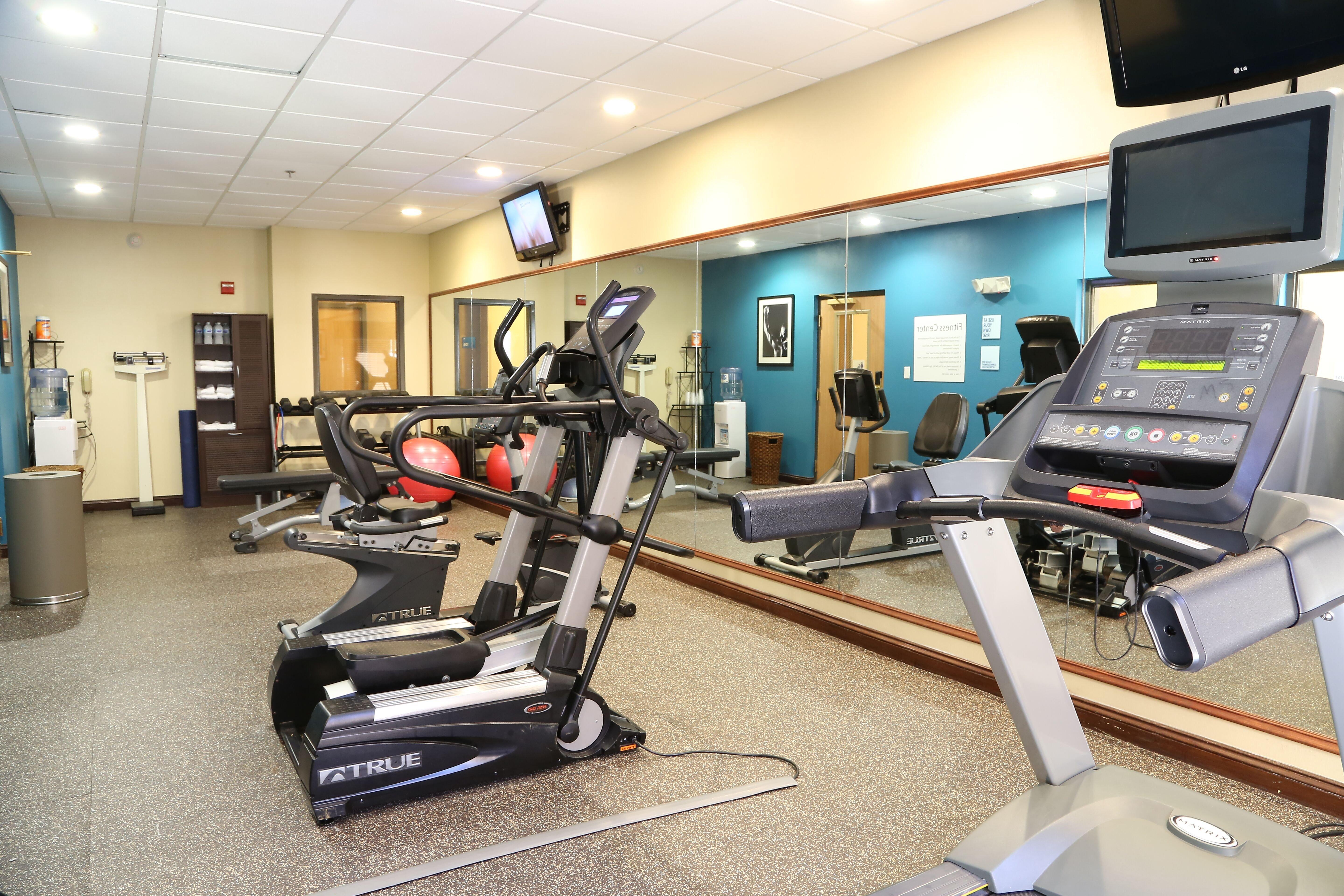 Holiday Inn Express Hotel & Suites Cleveland - Ms By Ihg Экстерьер фото